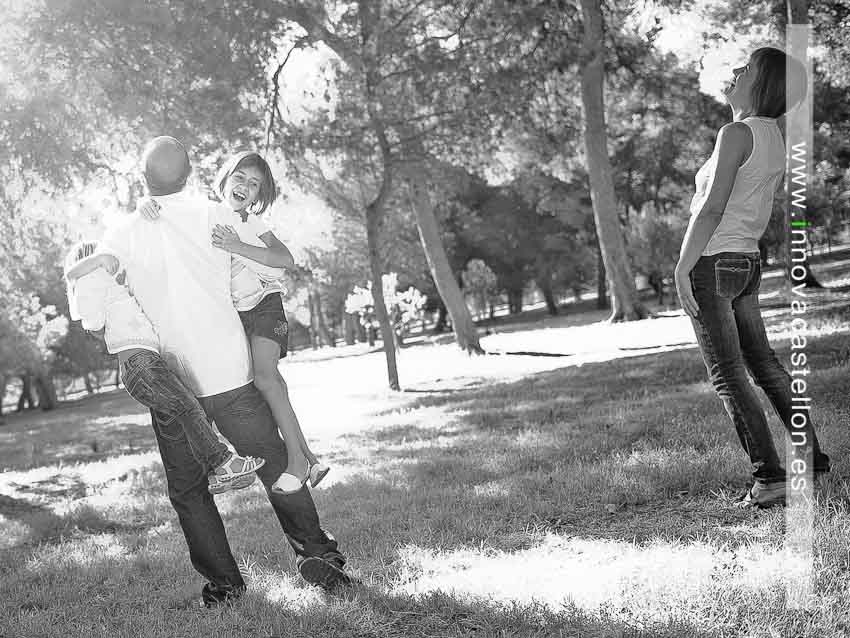 Sesión fotográfica de familia. Fotografía original, diferente (30)